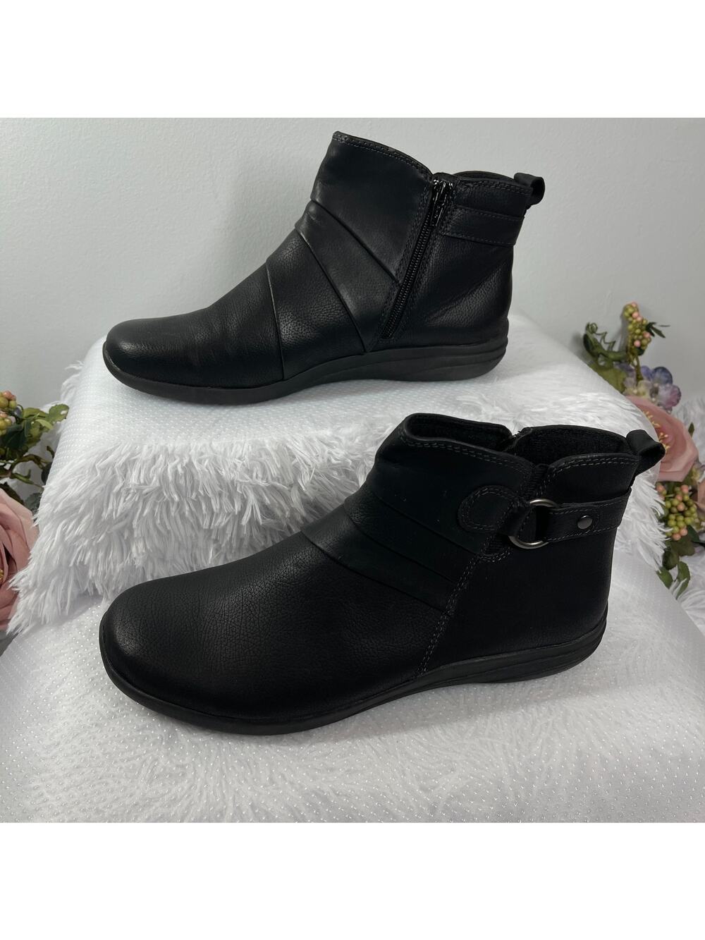 Nature Trails by Earth Ruched Ankle Boots Womens 10M Black Side Zip Quiet Luxury